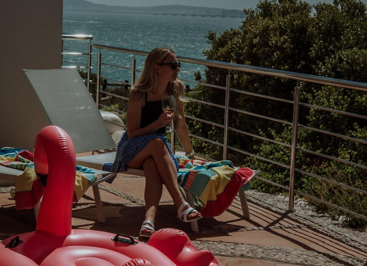 Paraiso Del Cabo Guesthouse Langebaan Esterno foto