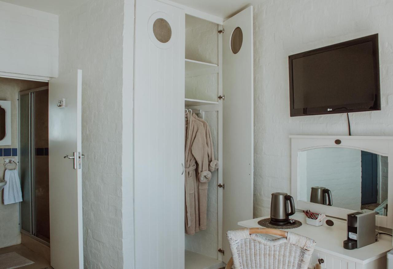 Paraiso Del Cabo Guesthouse Langebaan Esterno foto